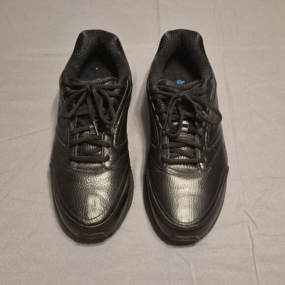 Brooks Other - Brooks Addiction Walker Men Size 9 Wide Black Leather Shoes Sneakers 1100392E001
